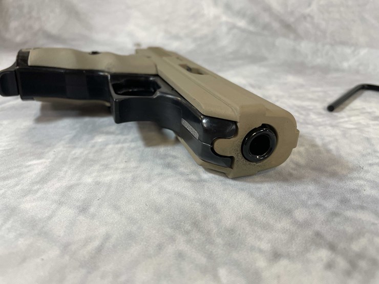 #4791-•-hi-point-p9-9mm-luger-pistol,-sn:-p10189698-image-4