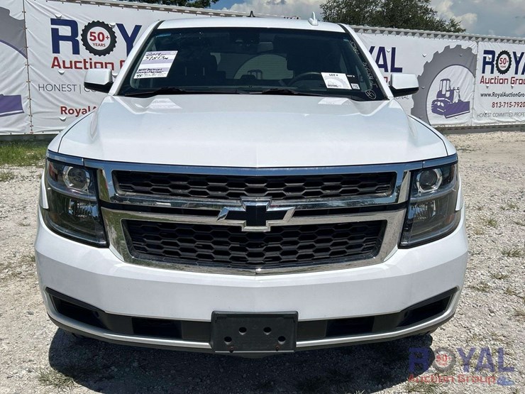 2019-chevrolet-tahoe-image-24