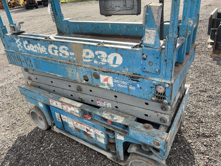 genie-1930-updated-control-box-runs-and-functions-19ft-air-30”-wide-image-4
