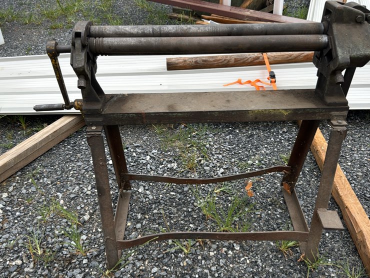 #150-•-manual-roller-image-1