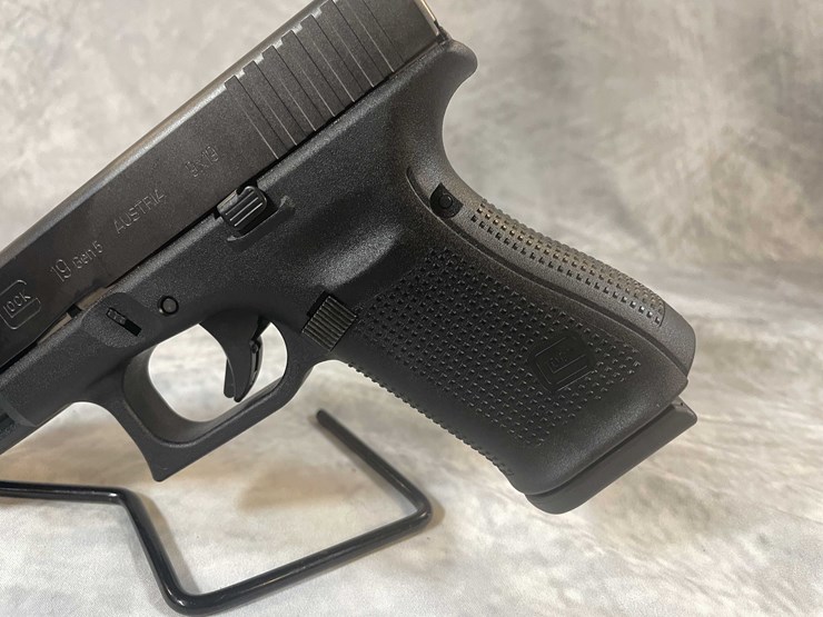 #4797-•-glock-19-gen-5-9mm-luger-pistol,-sn:-cesf248-image-22