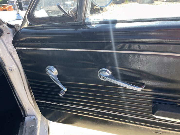 #7017-•-1966-ford-mustang-convertible-(downing,-wi)-(has-wi-title)-image-72