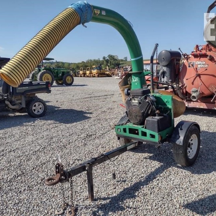 BILLY GOAT DEBRIS LOADER