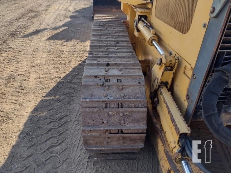 2004-deere-550h-lt-image-37