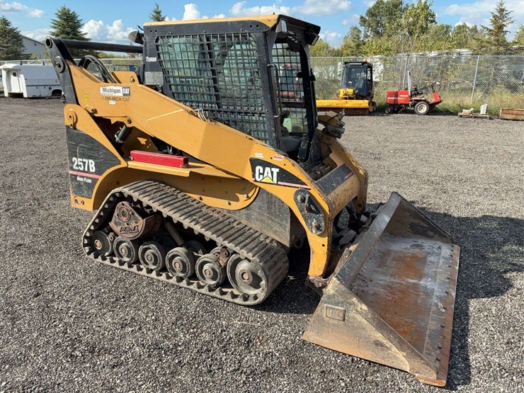 2005-caterpillar-257b-image-1