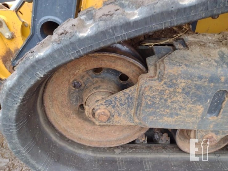 deere-325g-image-24