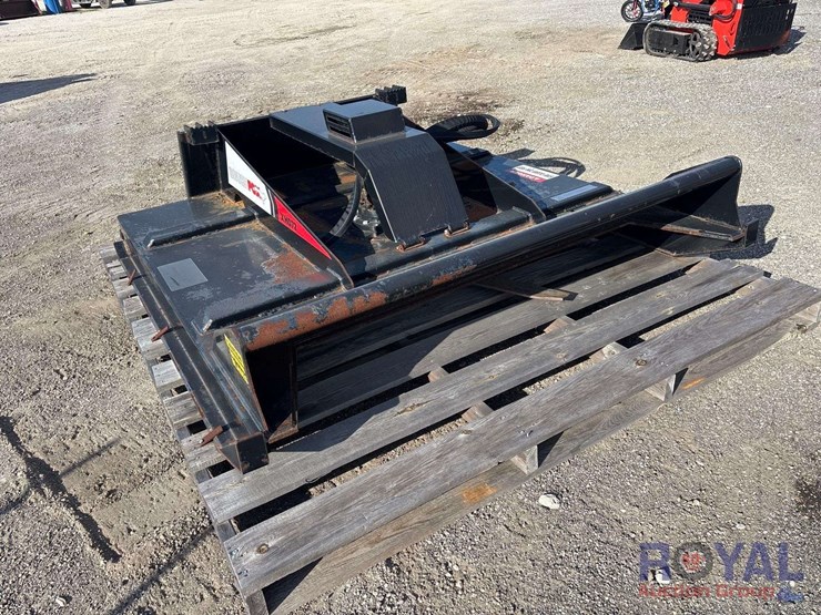 brushfox-xhd72-72in-rotary-brush-cutter-skid-steer-attachment-image-6