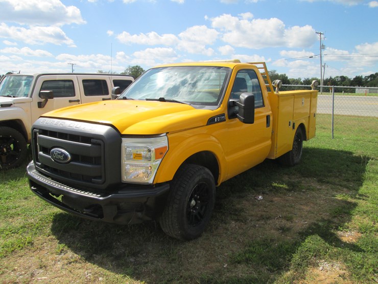 2015-ford-f350-image-1