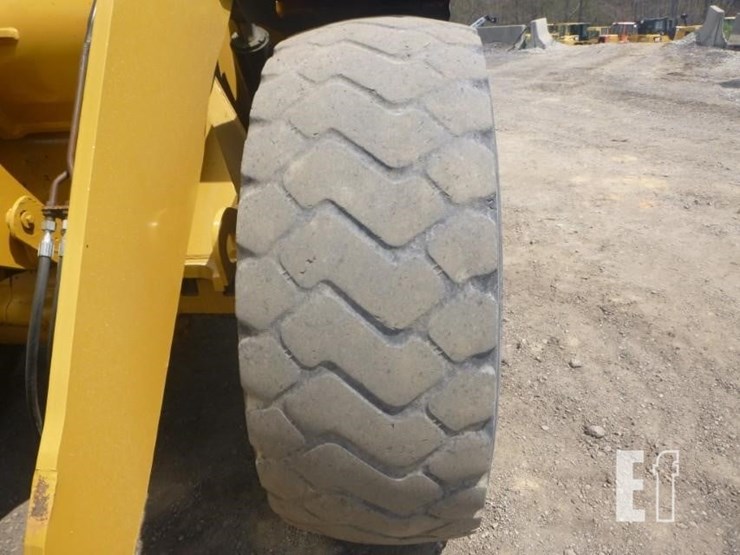 2012-caterpillar-930k-image-21