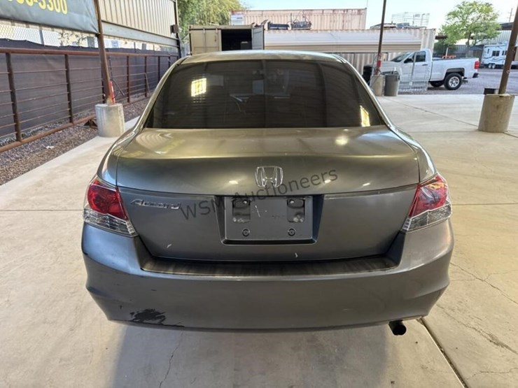 2008-honda-accord-lx-sdn-image-7