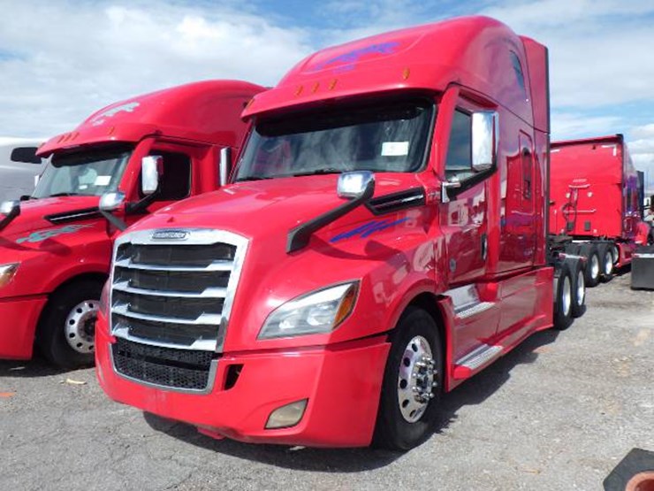 2023-freightliner-cascadia-126-image-1