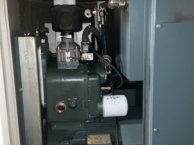 #121-•-fs-curtis-screw-type-air-compressor-image-13