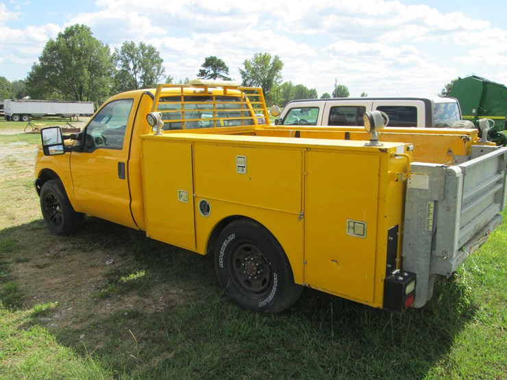 2015-ford-f350-image-4