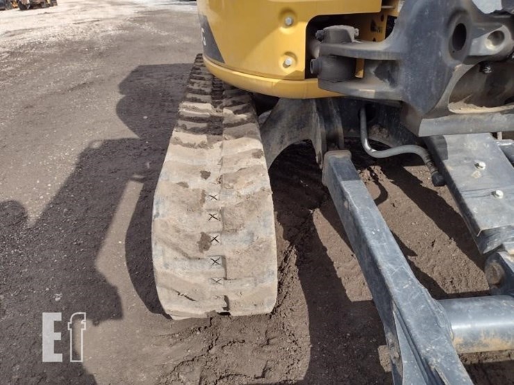 2022-deere-35g-image-43