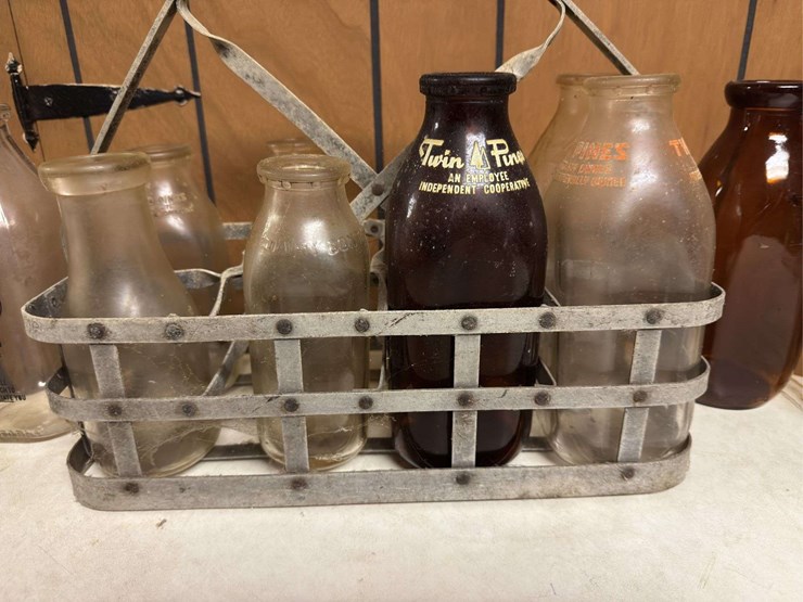 (19)-dairy-bottles-and-carrier-image-4