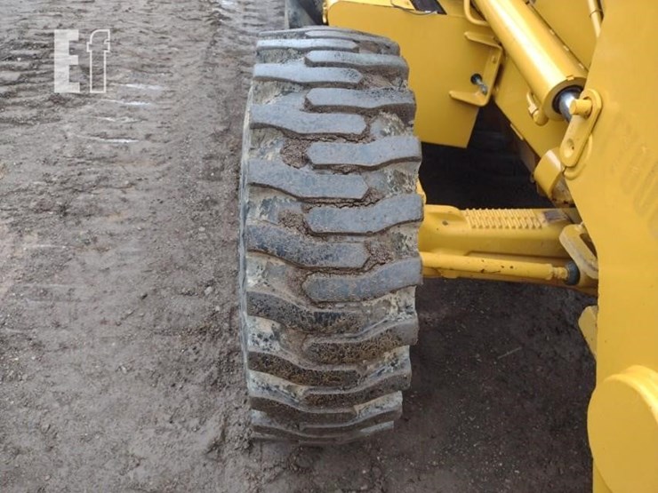 2006-caterpillar-416d-image-23