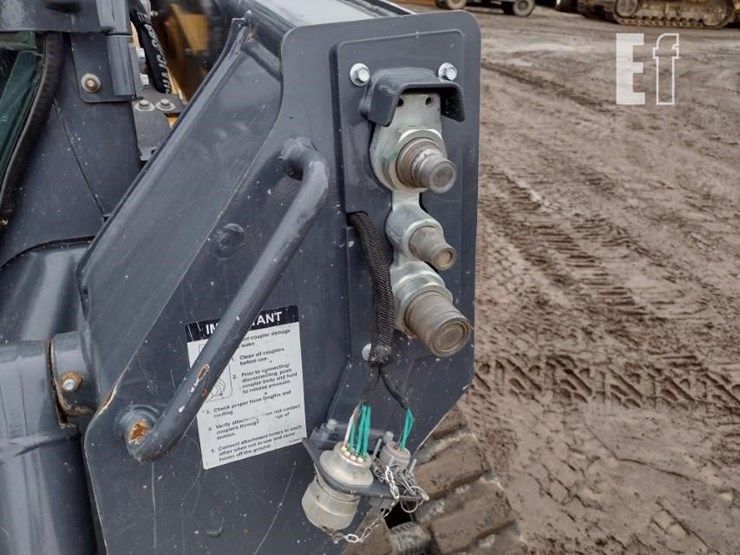 deere-325g-image-15