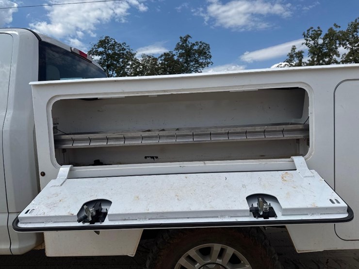 2019-ford-f250-xl-image-19