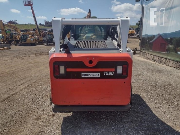 2020-bobcat-t590-image-4