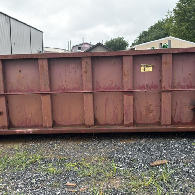 #140 • Roll Off Dumpster