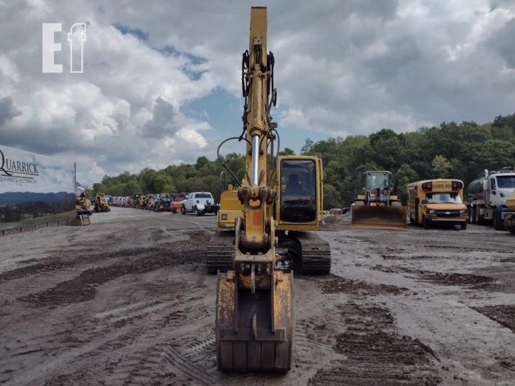 deere-120-image-2