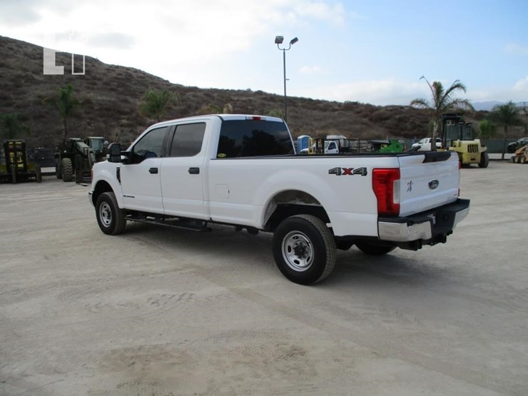 2017-ford-f250-image-4