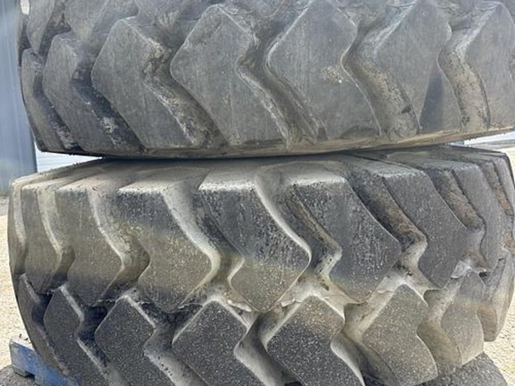2020-firestone-20.5/25-loader-dozer-tires-image-5