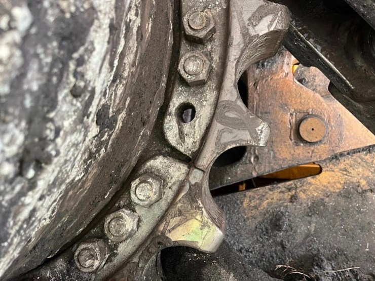 2017-caterpillar-d11t-image-65