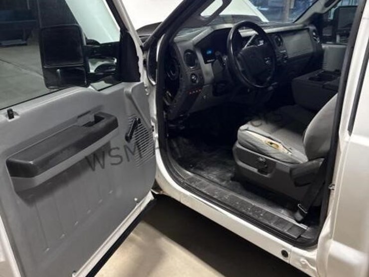 2014-ford-f250-image-24