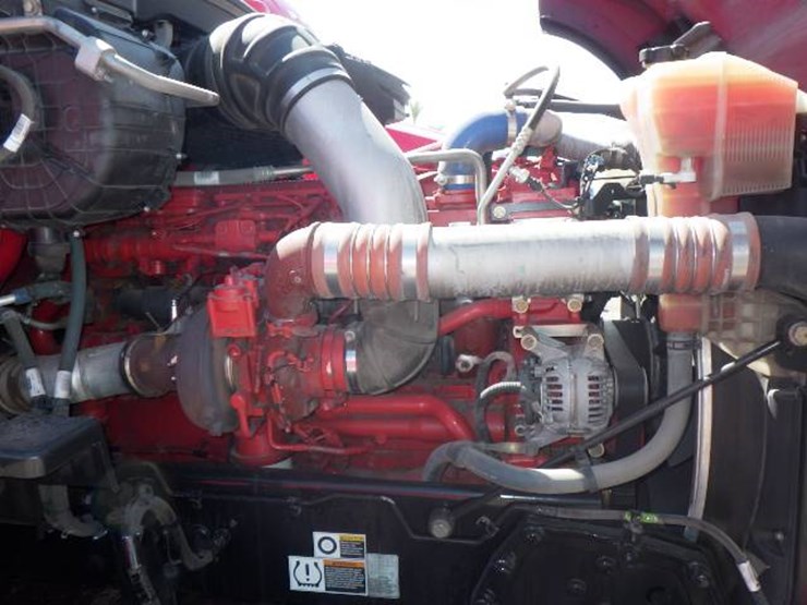 2020-kenworth-t680-image-15