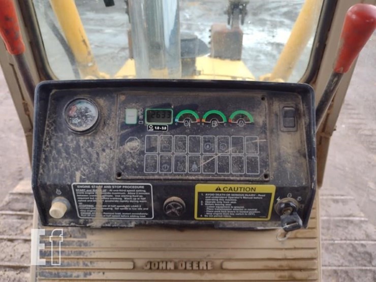 1997-deere-750c-image-6
