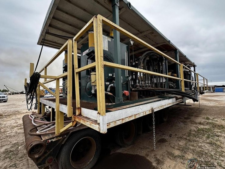2008-caterpillar-c18-image-3