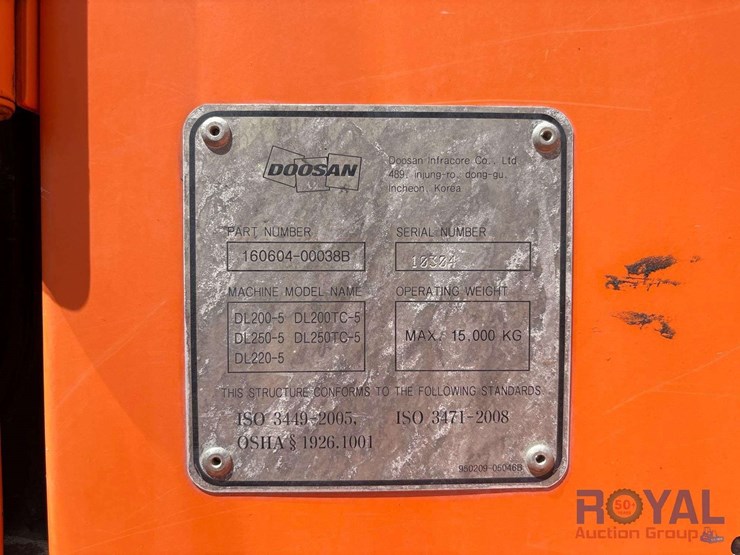 2018-doosan-dl220-5-image-11