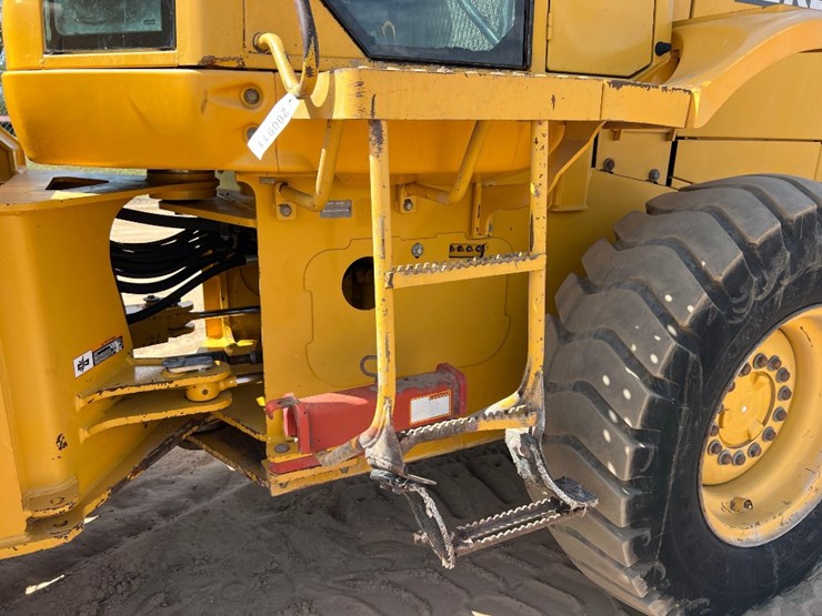 2000-deere-444-image-14
