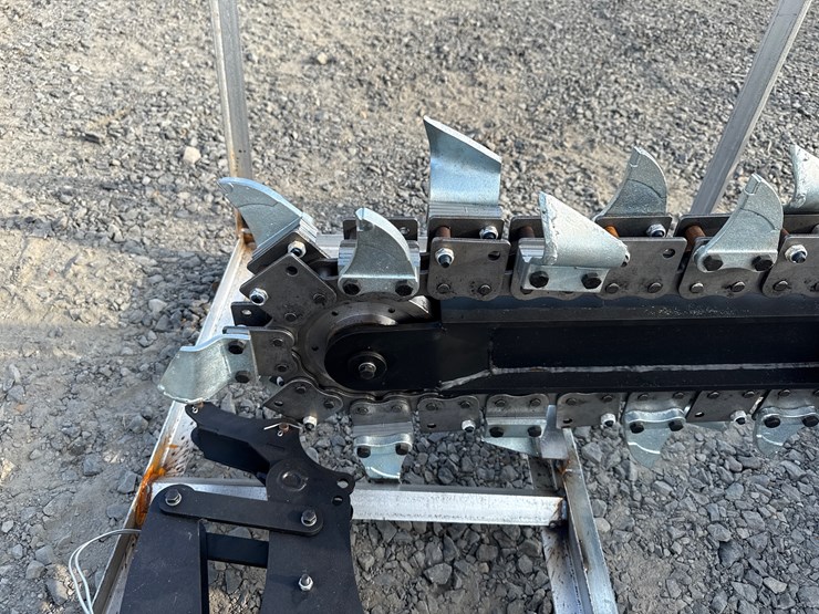 #2064-•-unused-jct-6'-skid-steer-trencher-inv#-27487-image-6