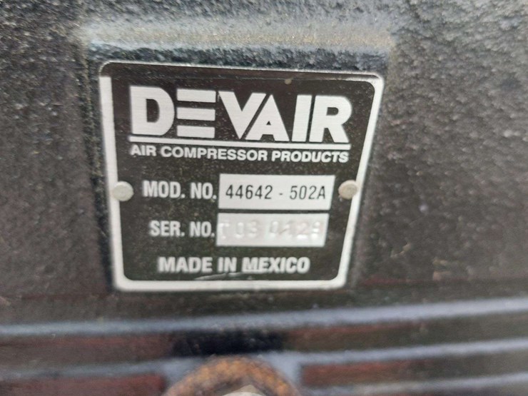 devair-duplex-air-compressor-unit-&-air-dryer-image-17