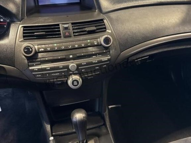 2008-honda-accord-lx-sdn-image-20