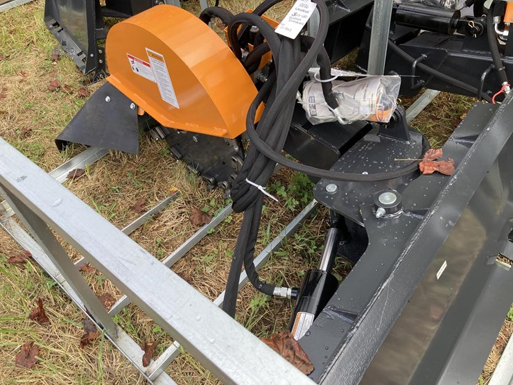 wolverine-sg-13-08d-stump-grinder-image-2