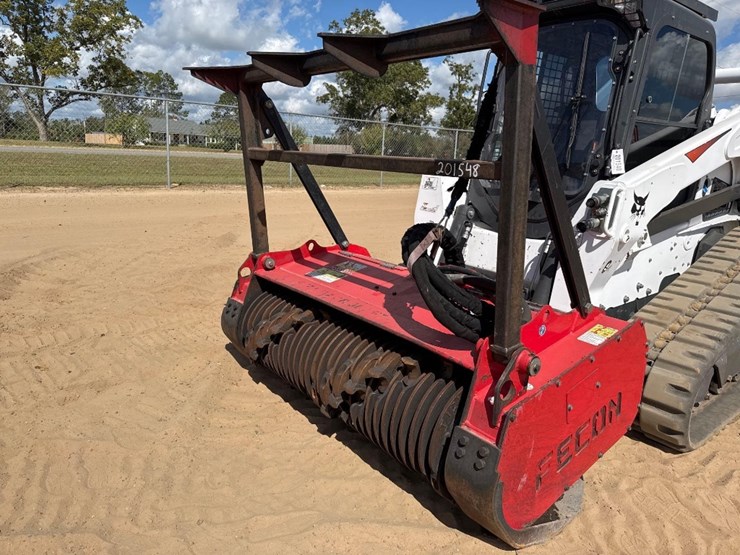 2021-bobcat-t870-image-24