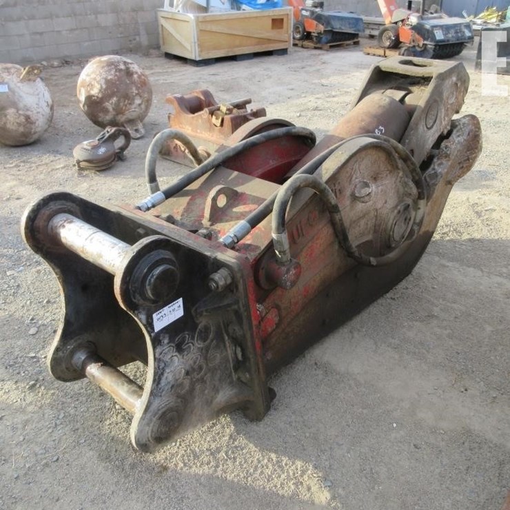 CATERPILLAR 330