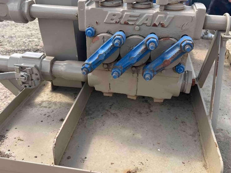 triplex-disposal-pump-image-6