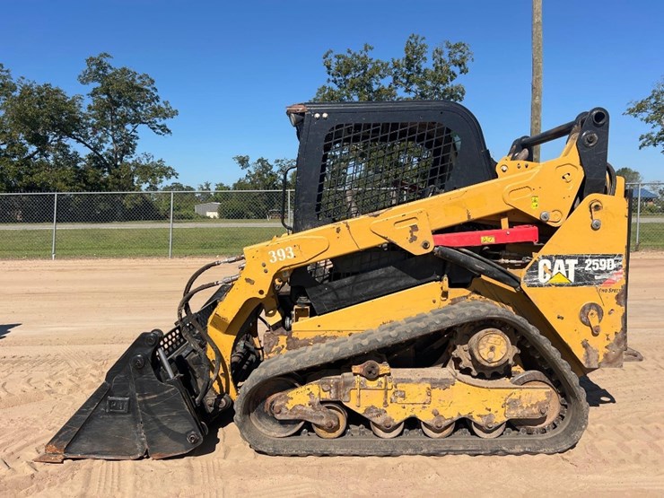 2016-caterpillar-259d-image-1