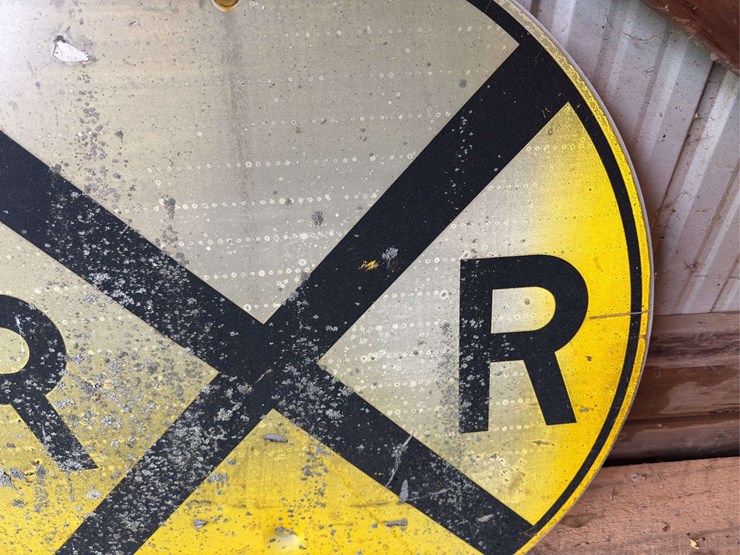 railroad-sign-image-5