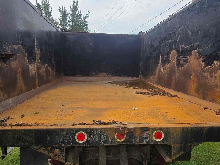 2002-ford-f550-image-4