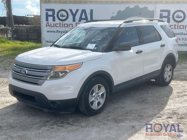 2011-ford-explorer-image-1