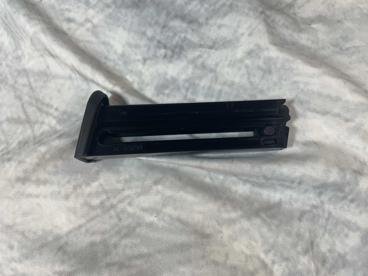 #4801-•-taurus-tx22-competition-22-lr-pistol,-sn:-1pt435457-image-24