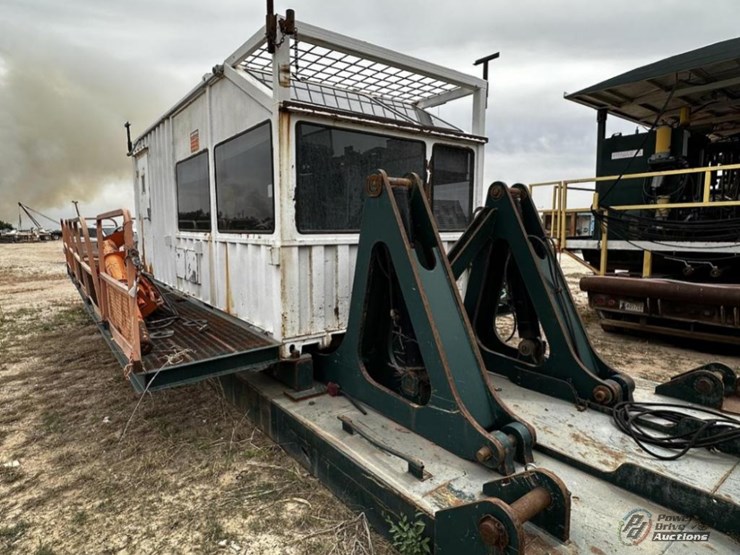 2008-caterpillar-c18-image-33