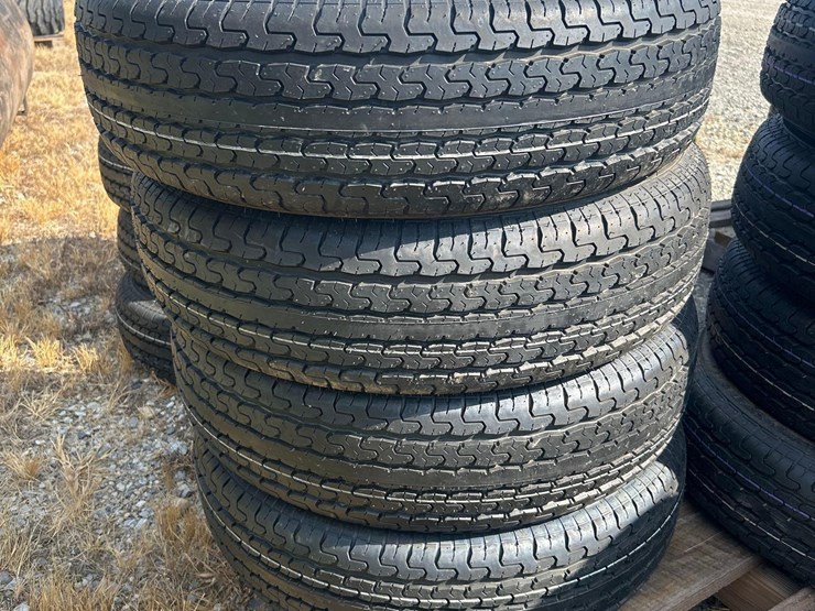 unused-set-of-4-st225/75r15-radial-trailer-tires-image-4