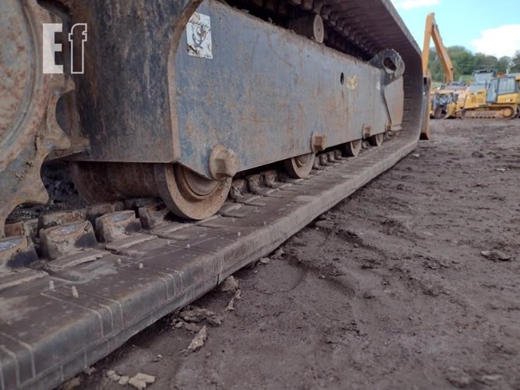 2023-bobcat-e60-image-39