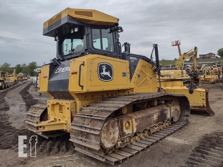 2020-deere-850l-lgp-image-46